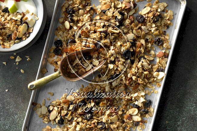 Slow-Cooker Coconut Granola