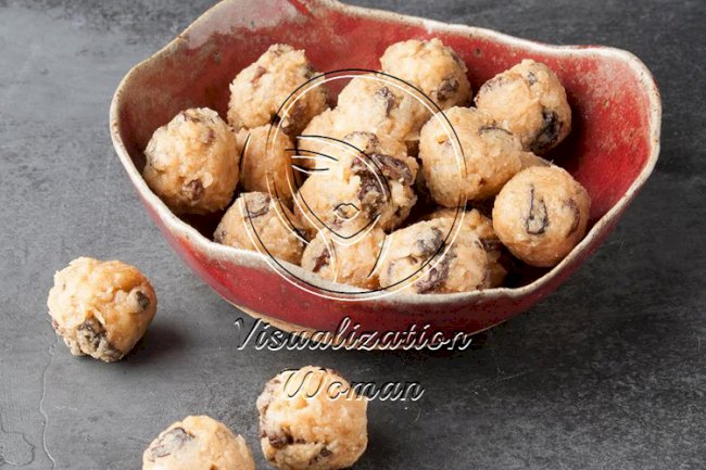 Raisin Peanut Butter Balls