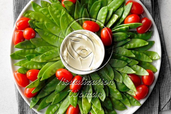 Snow Pea Holiday Wreath