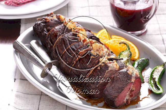 Bacon Beef Tenderloin with Cranberry Glaze