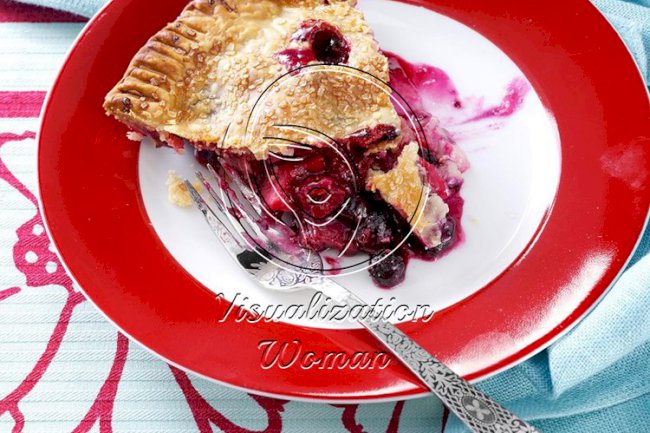 Four-Fruit Pie