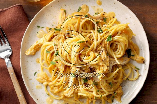 Creamy Pumpkin Spaghetti with Chicken