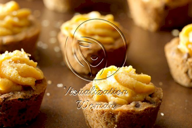 Pumpkin Chocolate Chip Tassies