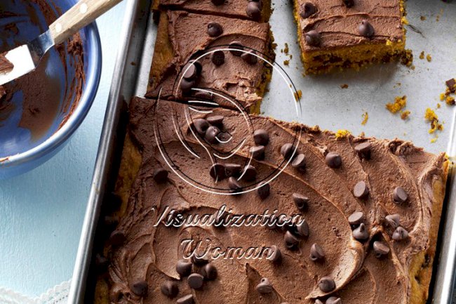 Pumpkin Chocolate Chip Cake