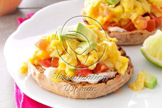 Salsa & Scrambled Egg Sandwiches