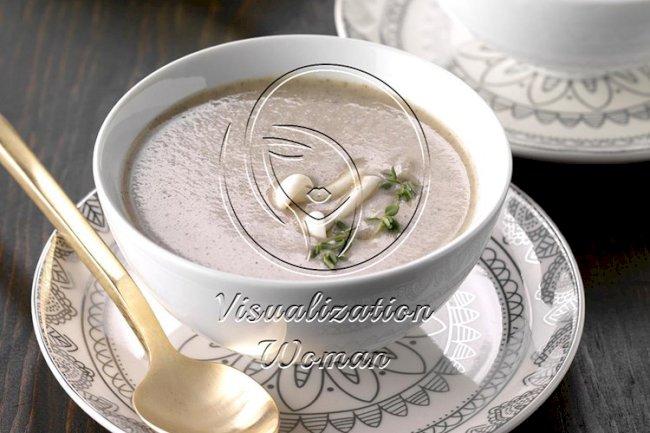 Creamy Mushroom-Thyme Soup
