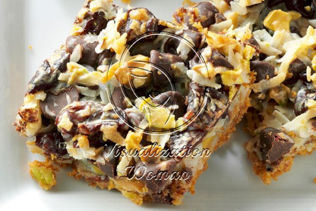 Chewy Chocolate-Cherry Bars