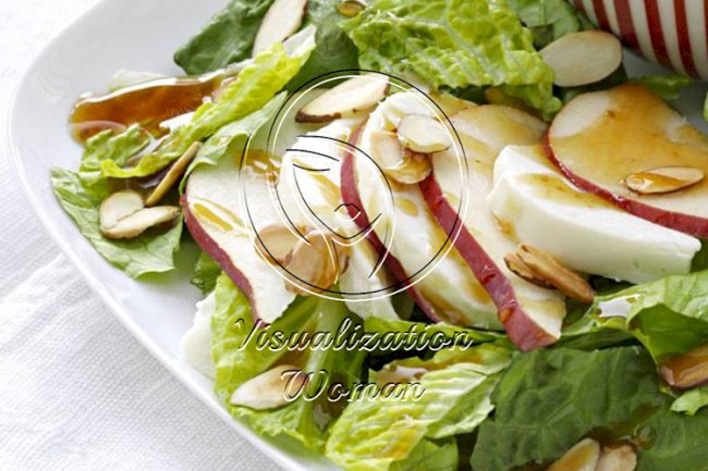 Pear Salad with Sesame Vinaigrette