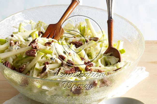 Apple Maple Pecan Salad