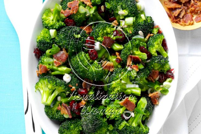 Crunchy Broccoli Salad