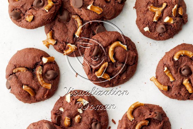 Pretzel and Salted Caramel Chocolate Cookies