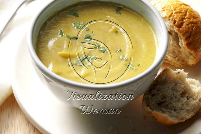 Coconut Curry Cauliflower Soup