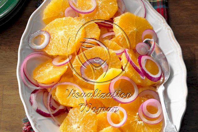 Easy Orange and Red Onion Salad