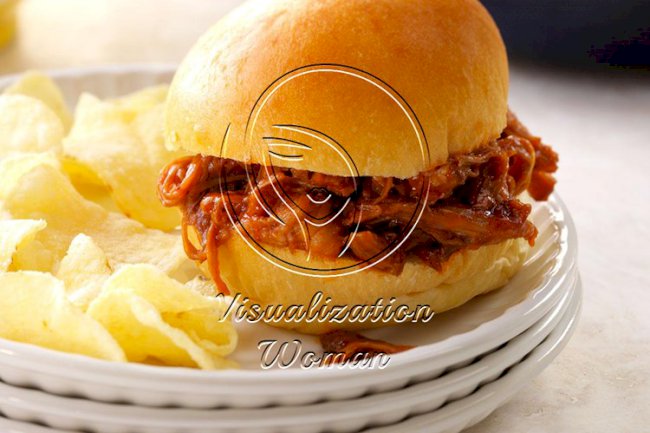 Sweet & Smoky Pulled Pork Sandwiches