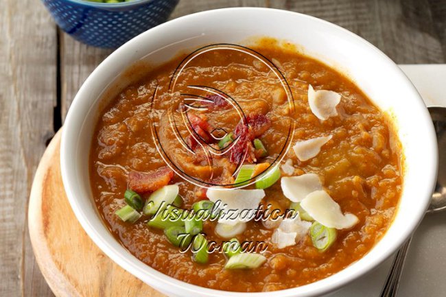 Spicy Sweet Potato & Chickpea Soup