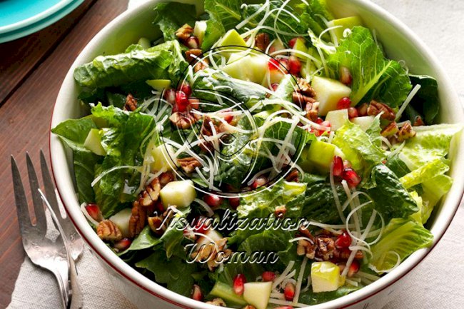Wendy’s Apple Pomegranate Salad
