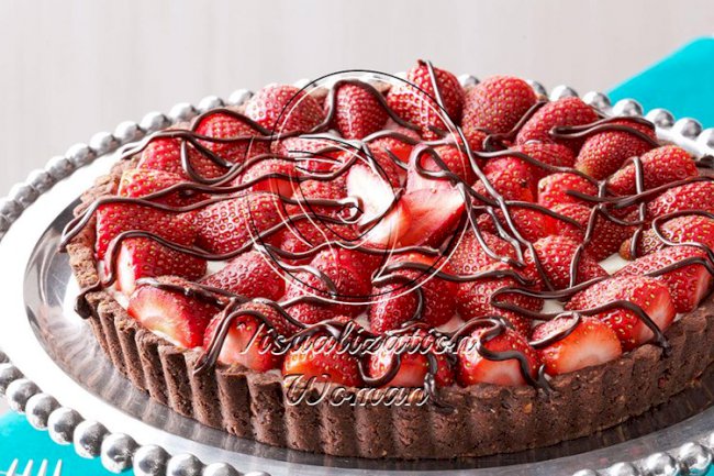 Chocolate-Strawberry Cream Cheese Tart