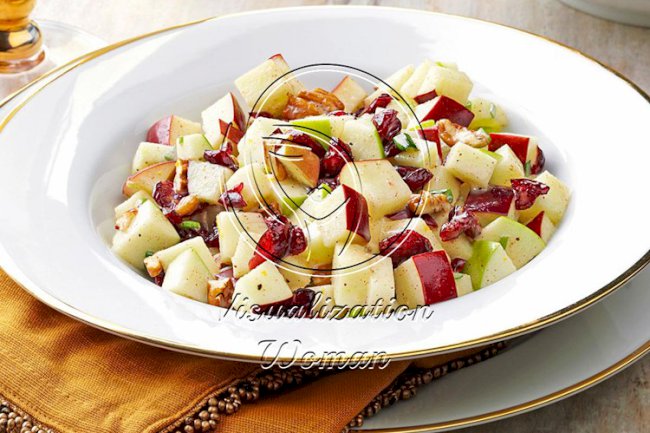 Cinnamon Apple-Nut Salad