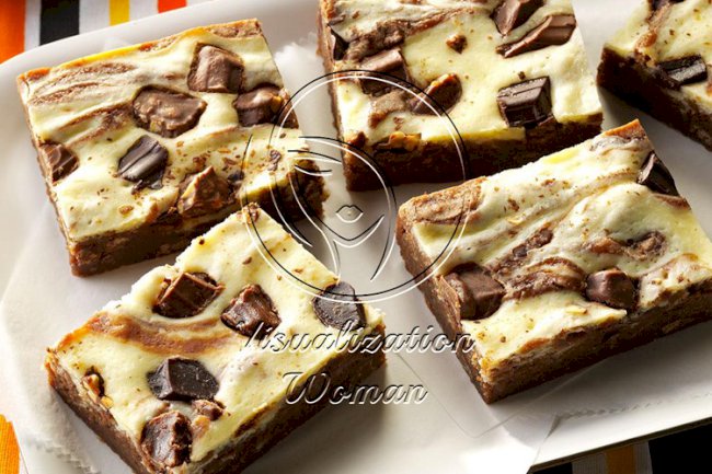 Candy Bar Cheesecake Brownies