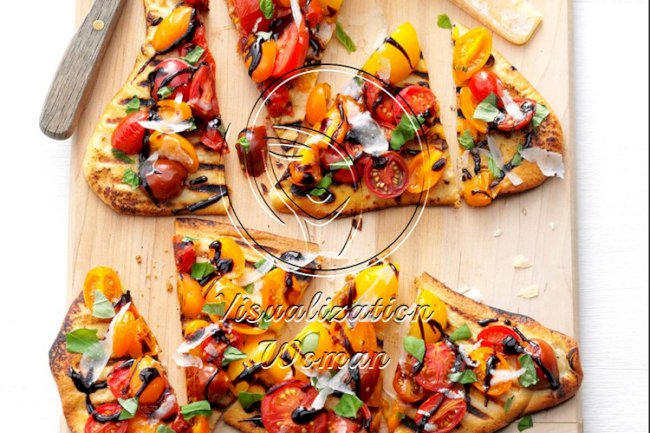 Grilled Tomato Pizzas