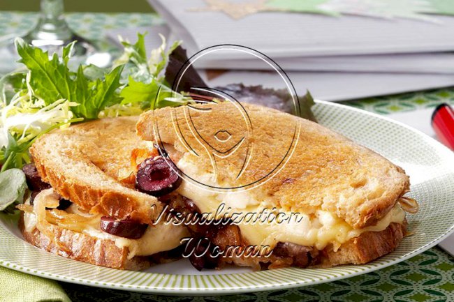 Gourmet Grilled Cheese Sandwich