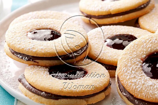 Chocolate Linzer Cookies