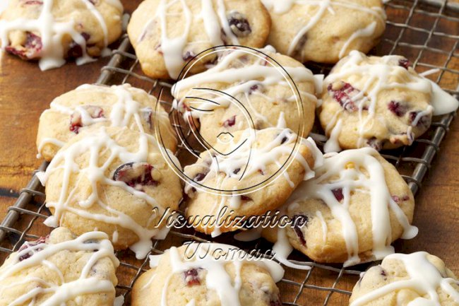 Cranberry-White Chocolate Cookies