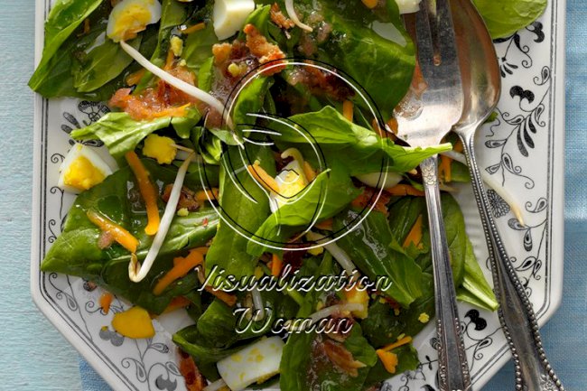 Spinach Salad with Rhubarb Dressing