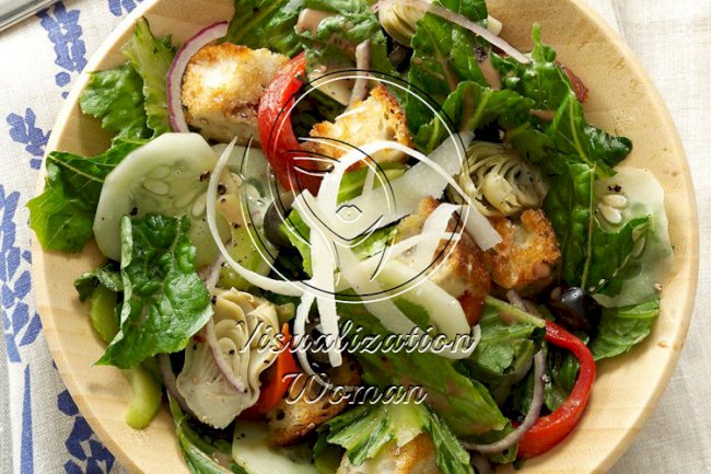 Mediterranean Romaine Salad