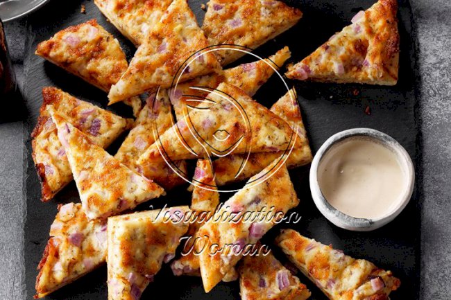 Garlic Pizza Wedges