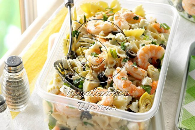 Artichoke Shrimp Pasta Salad