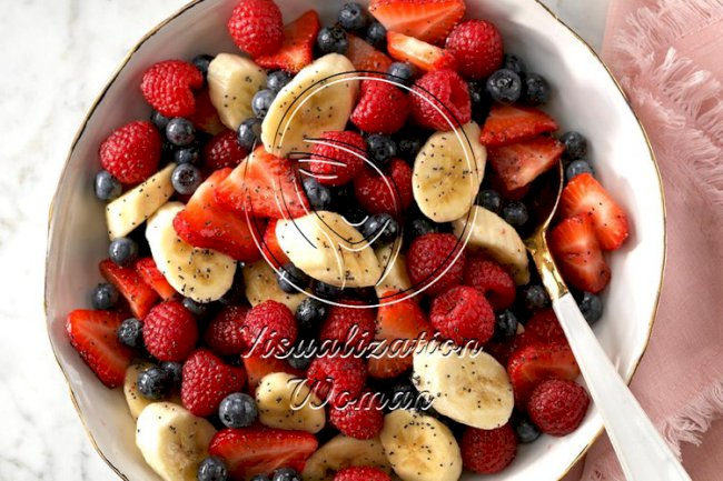 Honey Poppy Seed Fruit Salad