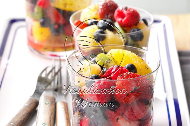 Tangy Poppy Seed Fruit Salad