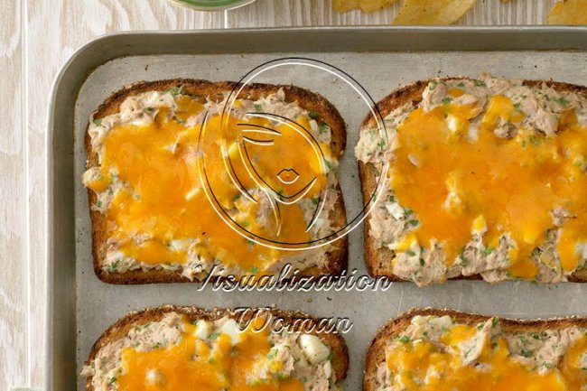 Herbed Tuna Sandwiches
