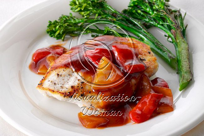 Skillet Chicken with Barbecue Onion