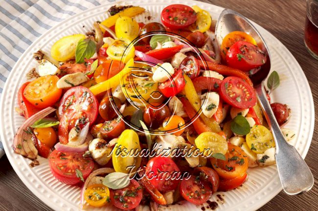 Roasted Pepper Salad with Balsamic Vinaigrette