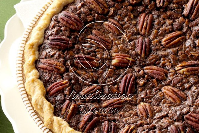 Velvety Chocolate Butter Pecan Pie