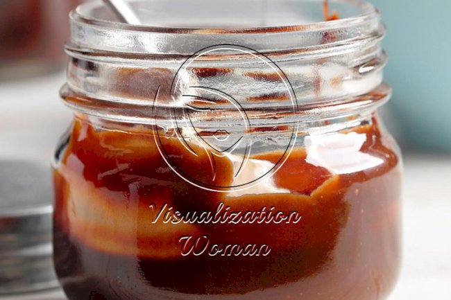 Quick & Easy Chocolate Sauce