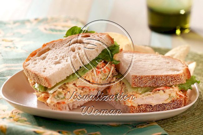 Italian Chicken Salad Sandwiches