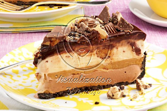 Peanut Butter-Chocolate Ice Cream Torte