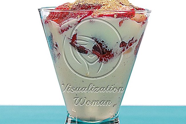 Strawberry Cheesecake Sundaes