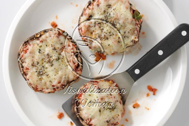 Portobello Mushroom Pizza Cups