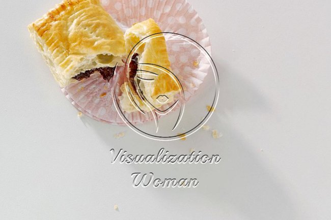 Instant Chocolate Pastries