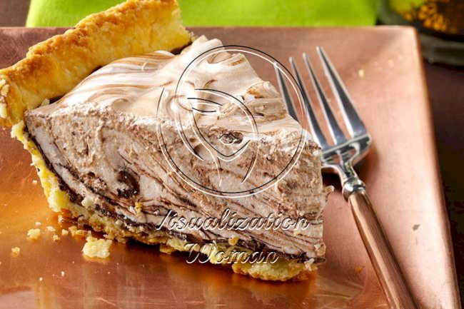 Swirled Chocolate Marshmallow Pie