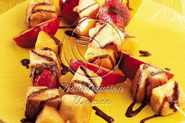 Grilled Fruit Skewers with Chocolate Syrup