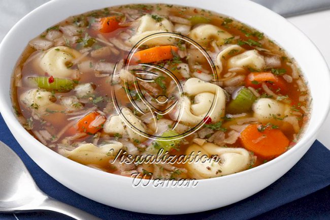 Zesty Chicken Tortellini Soup