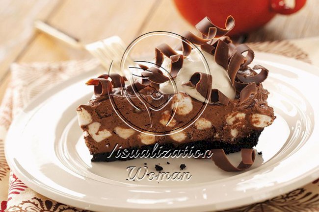 Chocolate Pie with Marshmallows