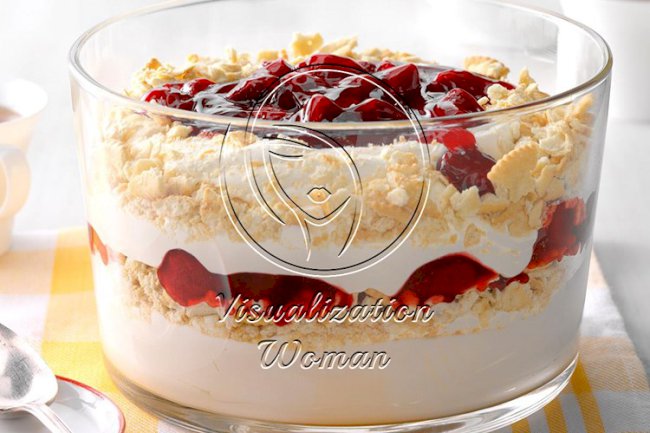 Cheesecake Strawberry Trifle