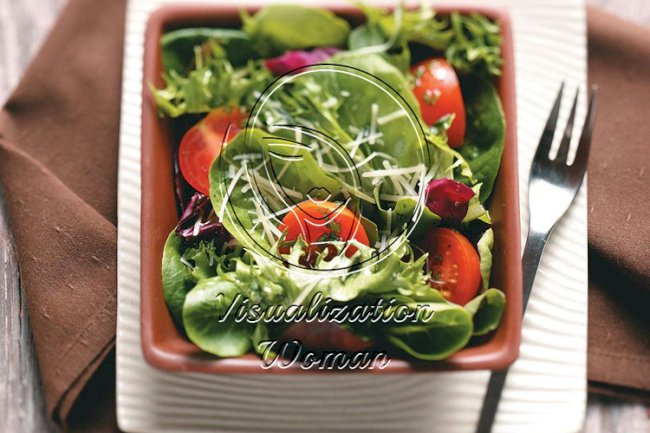Green Salad with Tangy Basil Vinaigrette for Two