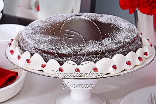 Dark Chocolate Flourless Cake